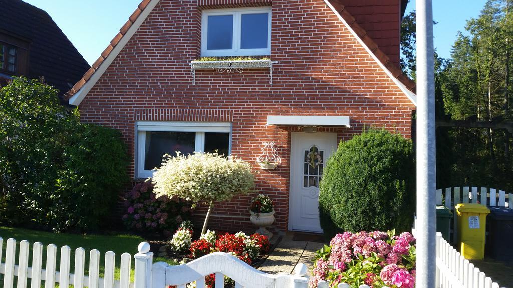 Ferienhaus Am Hasselberg Husum Husum  Exteriör bild